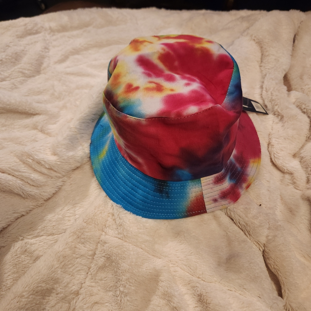 BYOS Vibrant Tie-Dye Women's Bucket Hat One Size BNWT